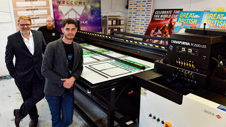 New AGFA Hybrid Anapurna LED  Helps UYR Hit Tight Deadlines.