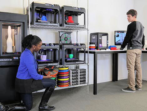 ArtSystems TCT show lab with People